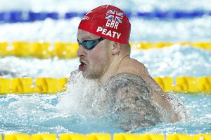 Adam Peaty Breaststroke 2 WSC22 [GettyImages].jpg