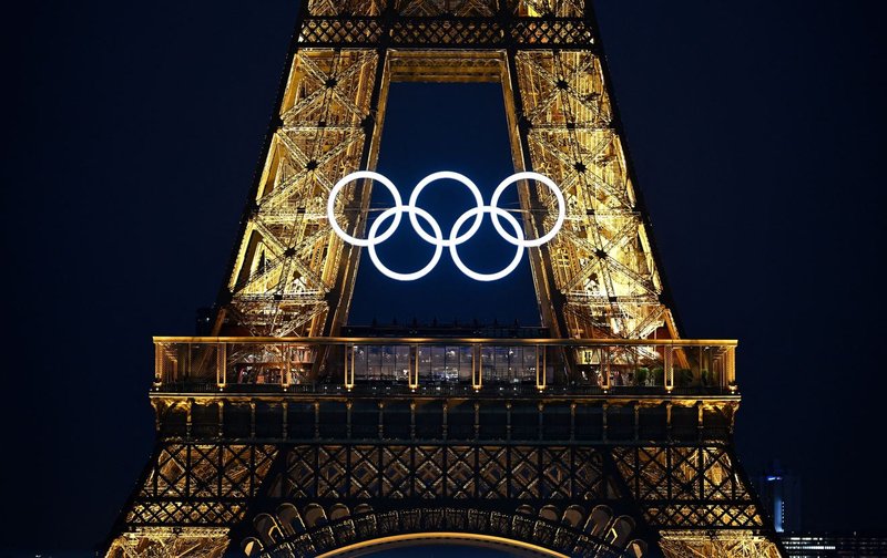 Eiffel Tower Olympic rings