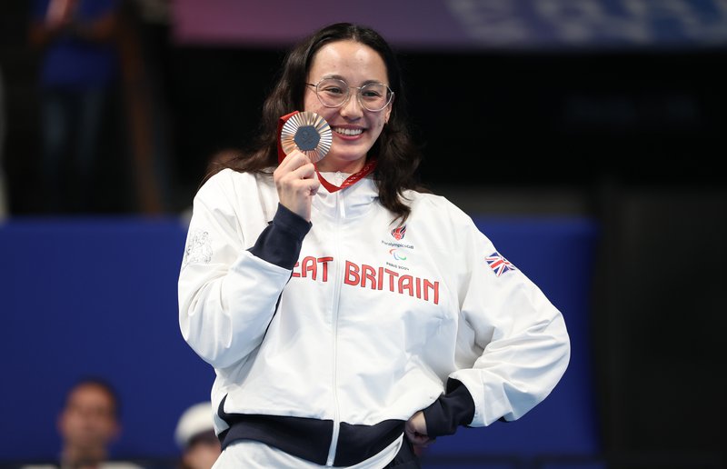 Alice Tai S8 100m Fly BRONZE podium Paris 2024