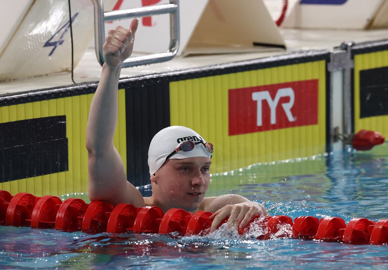 Joe Litchfield thumbs up 100m Back consid time BSGM 2021