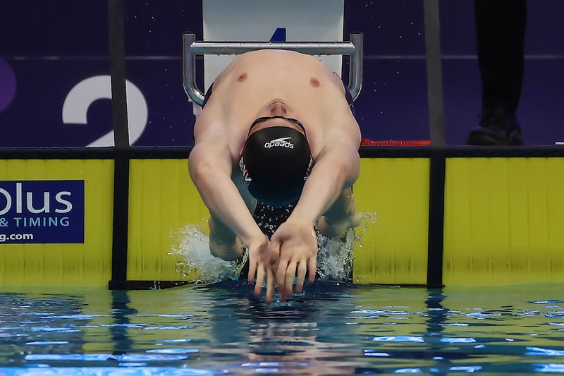 Charlie Brown European U23 200m Backstroke start 2023