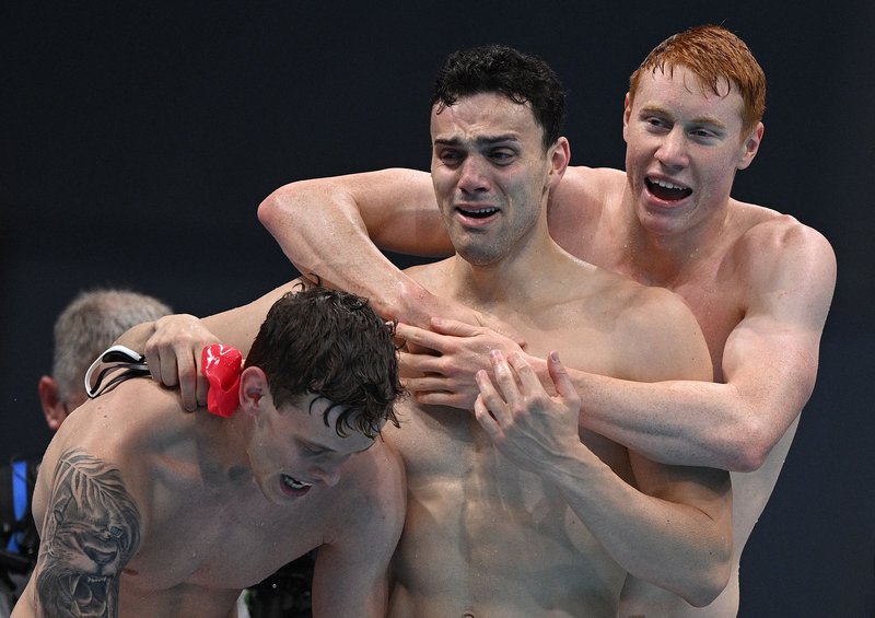 Men's 4x200m Free GOLD celebrations Tokyo 2020