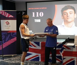 Tom Daley Olympic chamois + number presentation Olympic Games 2024