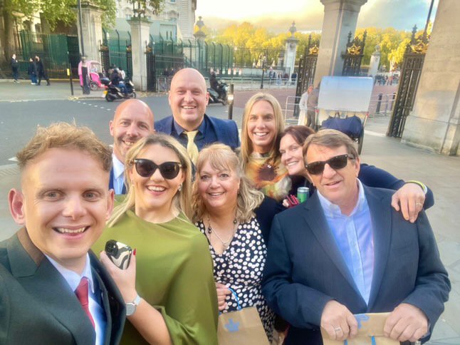 Swimming and para-swimming coaches at Buckingham Palace 2024